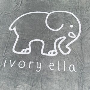 Ivory Ella Soft Gray Throw